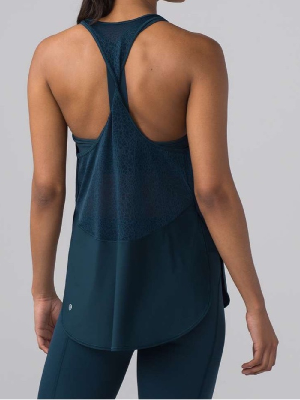 Lululemon Twist & Train Tank in Jaded Size 6